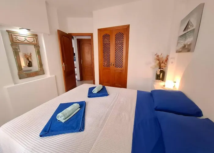 Oasis - Near Locos *