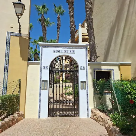 아파트 Oasis - Near Locos