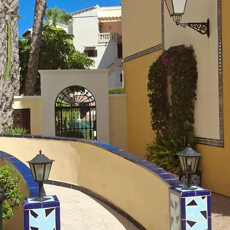 아파트 Oasis - Near Locos